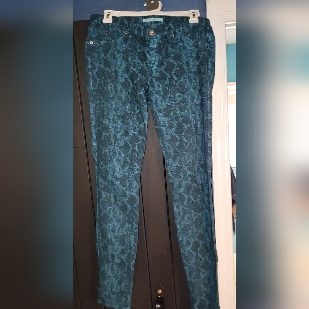 RICH & SKINNY teal snake print  jeans